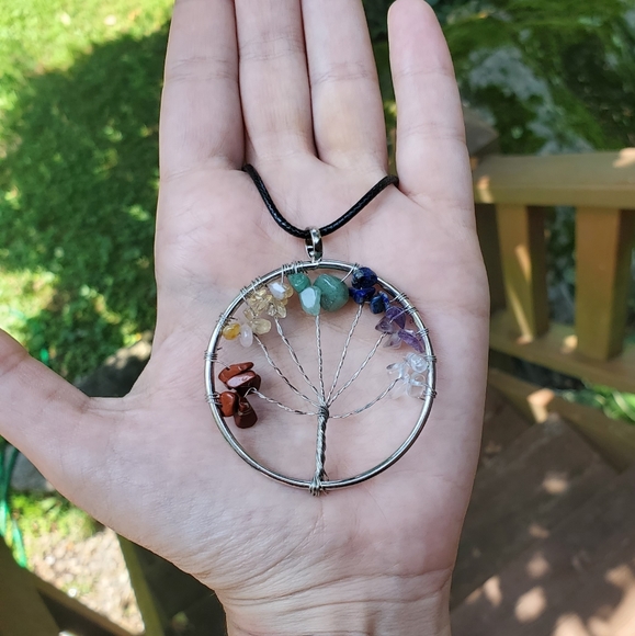 New Rainbow 7 Chakras Tree of Life Necklace - Picture 2 of 8